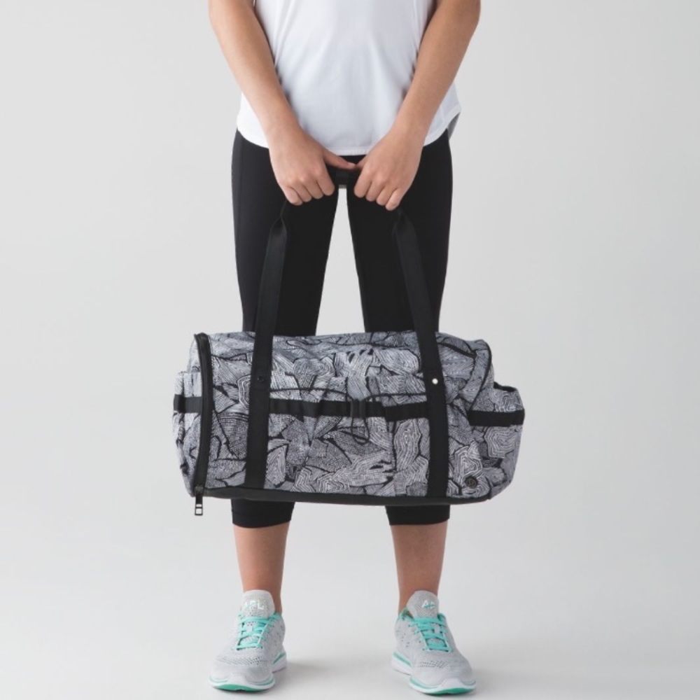 Lululemon Run Ways Duffel Bag